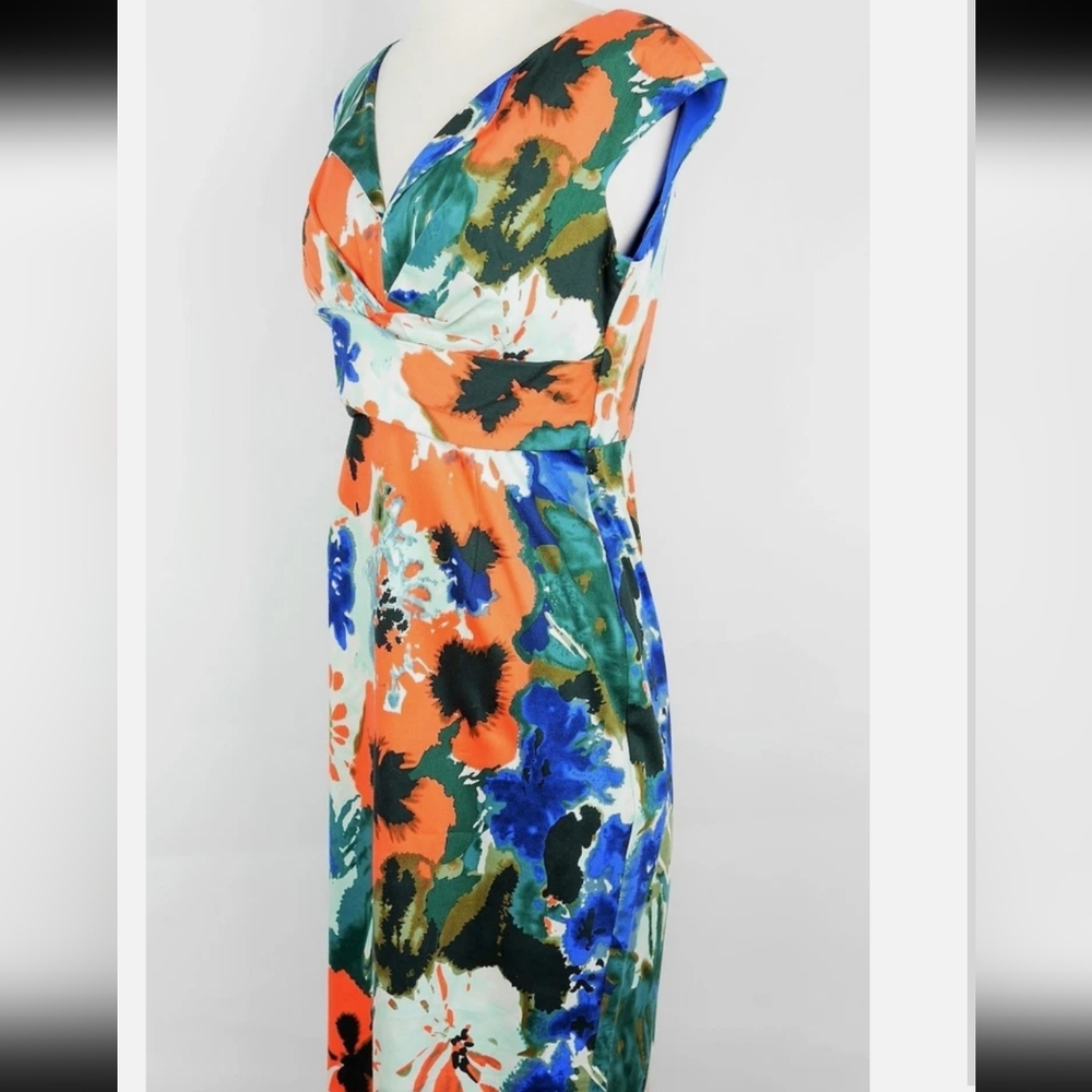 Donna Ricco Size 10